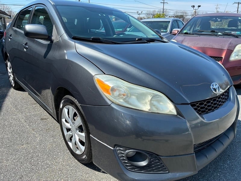 2009 Toyota Matrix Base